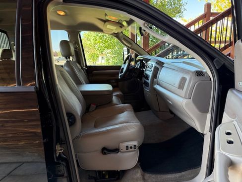 Used 2004 Dodge Ram 3500 Truck SLT image 20