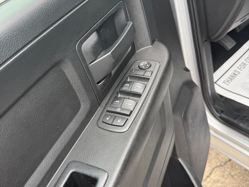 Used 2016 RAM 1500 Tradesman image 7