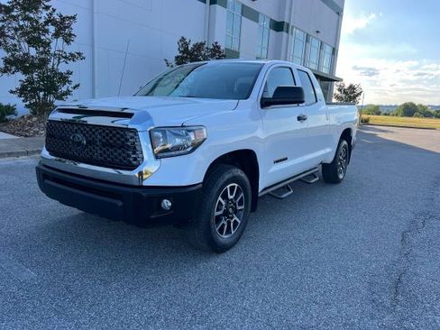 Used 2019 Toyota Tundra 4x4 Double Cab SR5 image 3