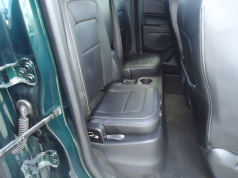 Used 2015 Chevrolet Colorado LT image 7