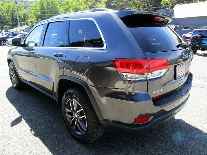 Used 2018 Jeep Grand Cherokee 4WD Laredo image 6