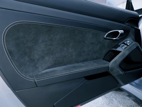 Used 2016 Porsche 911 GT3 image 24