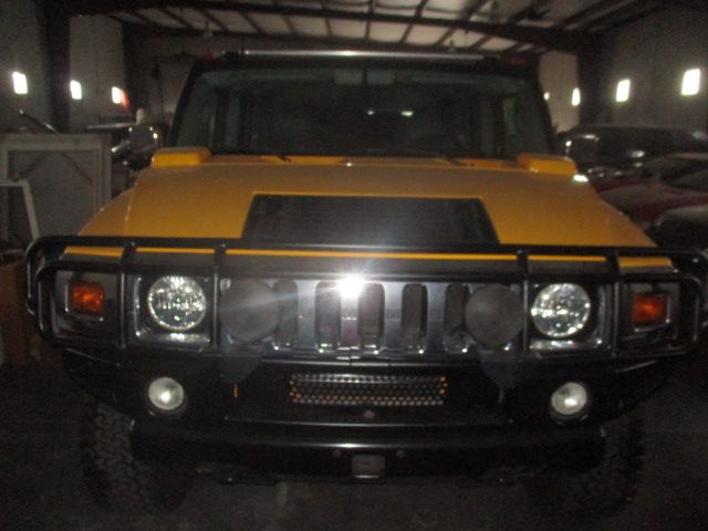 Used 2003 HUMMER H2 Sport Utility 4D AWD/4WD image 6