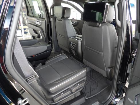 Used 2023 Chevrolet Tahoe 2WD Premier image 27