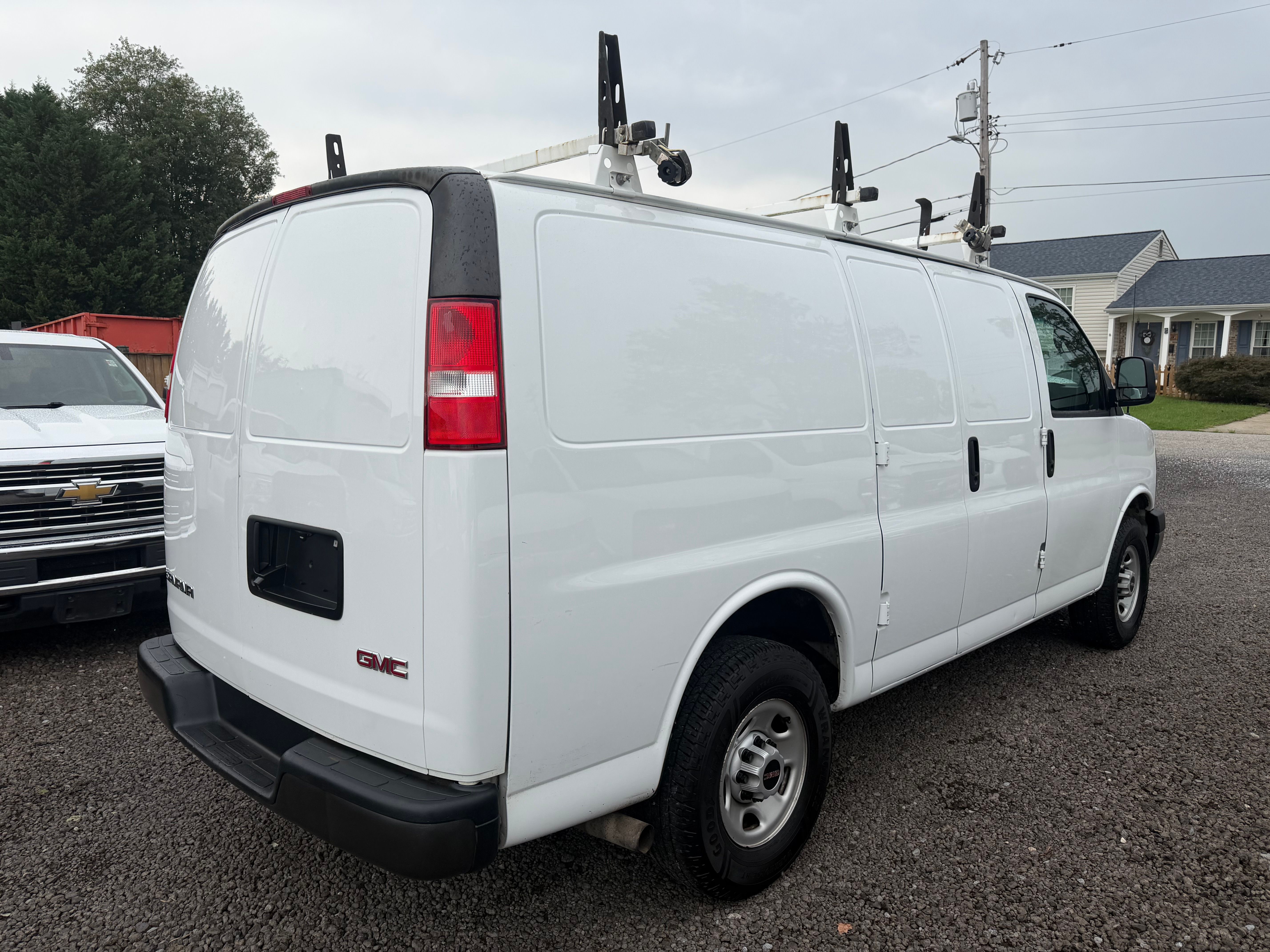 Used 2020 GMC Savana 2500 UNAVAIL RWD image 5