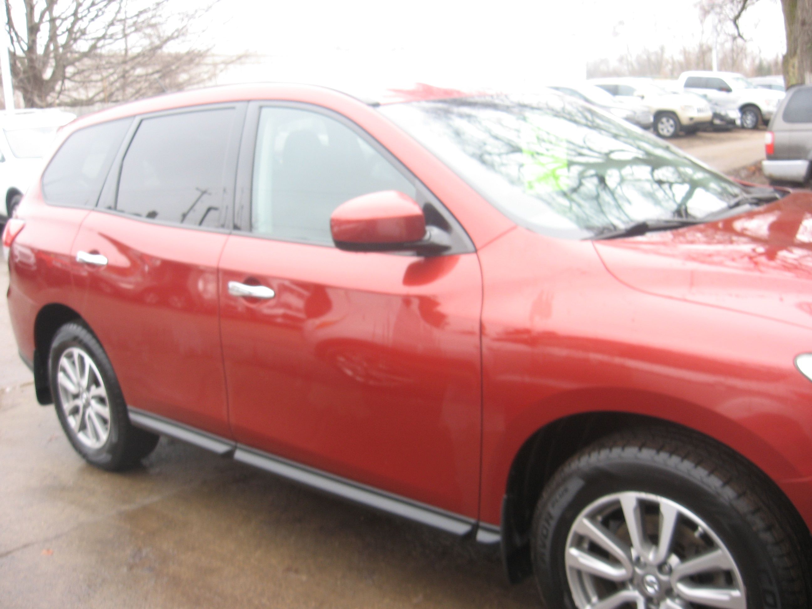 Used 2013 Nissan Pathfinder S AWD/4WD image 3