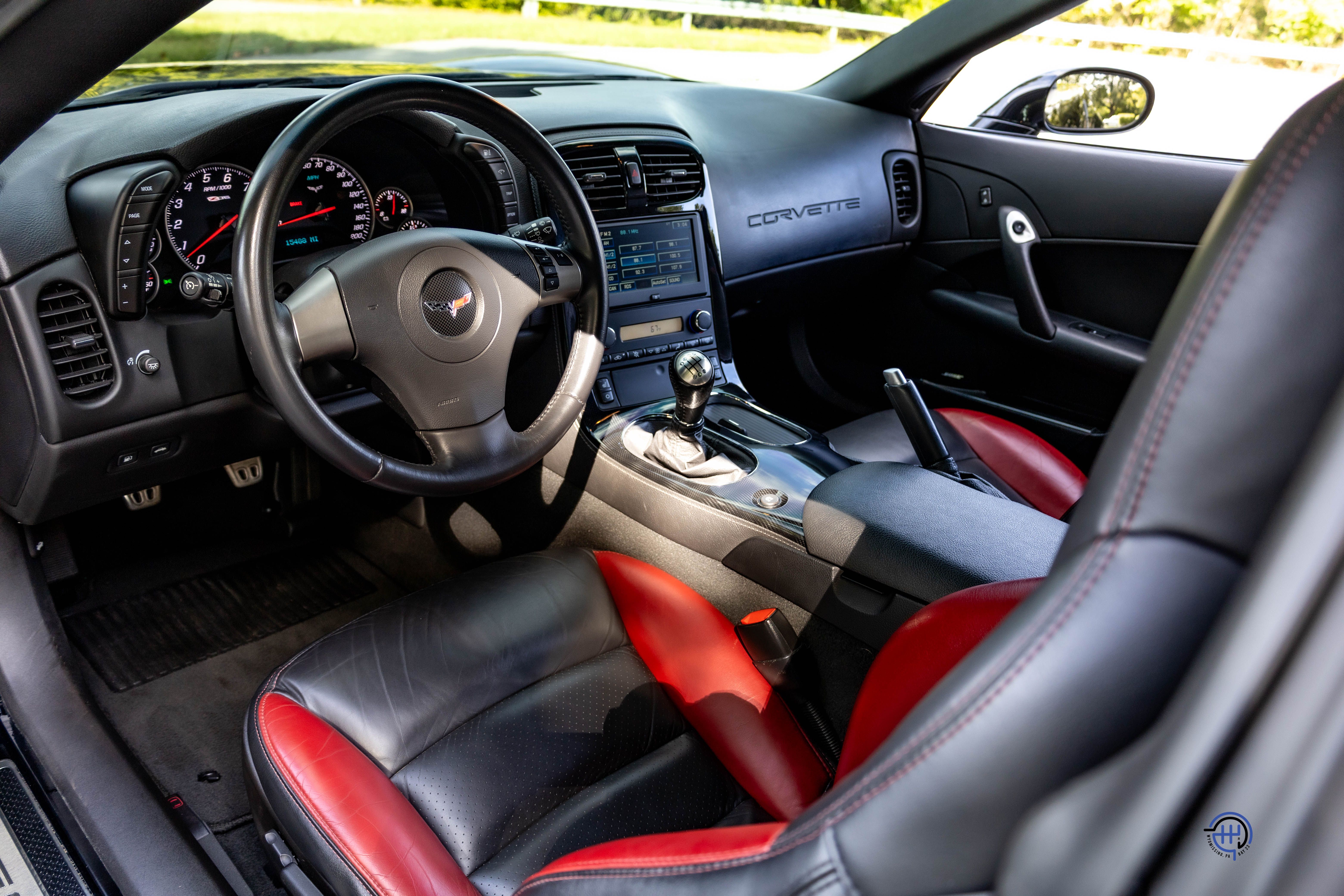 Used 2008 Chevrolet Corvette Z06 Coupe w/ 2LZ RWD image 39