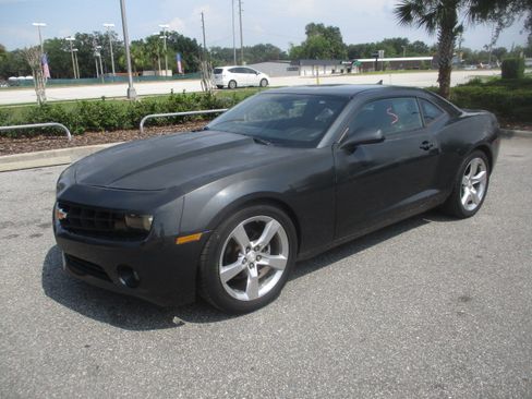 Used 2013 Chevrolet Camaro LT Coupe RWD image 2