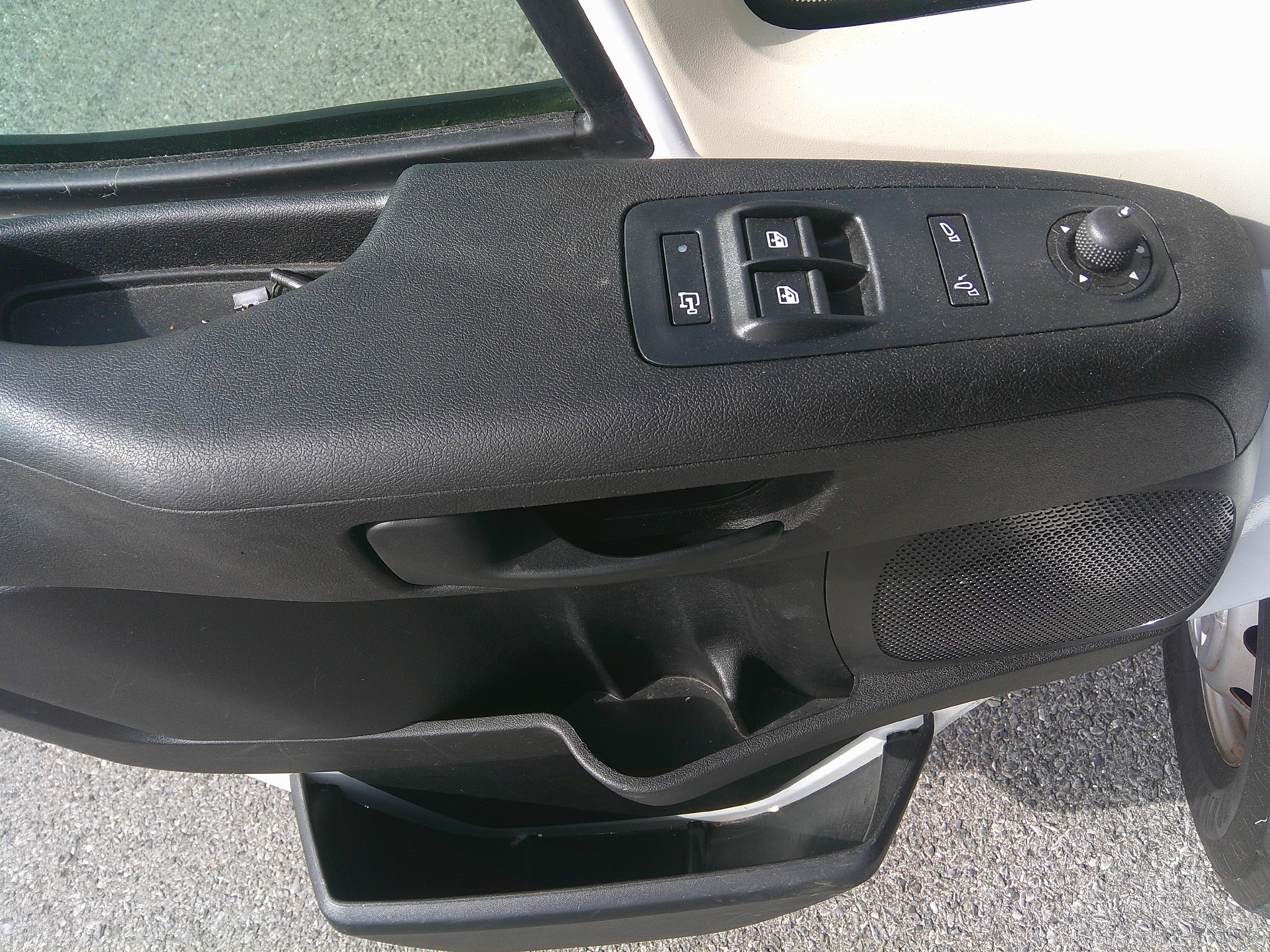 Used 2022 RAM ProMaster 1500 136 High Roof FWD image 19