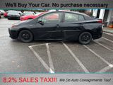 Used 2020 Toyota Prius XLE image 2