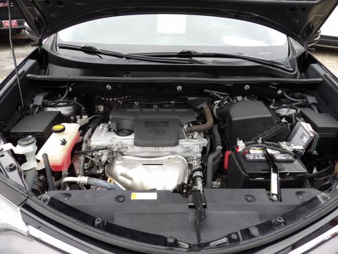 Used 2017 Toyota RAV4 XLE image 21