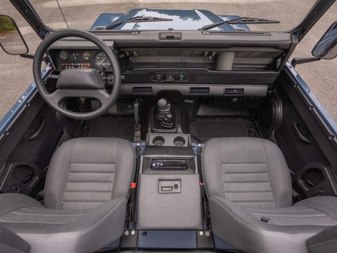 Used 1995 Land Rover Defender 90 image 27