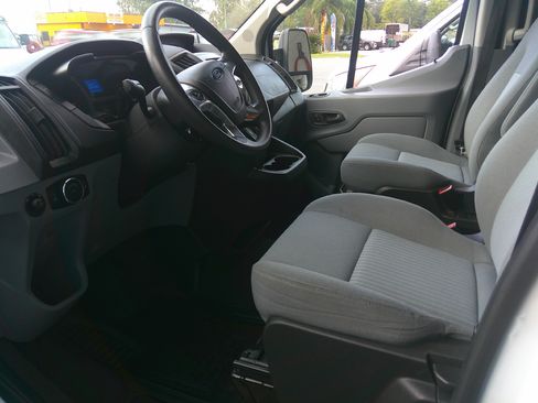Used 2015 Ford Transit 350 XLT image 12