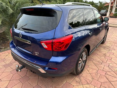 Used 2017 Nissan Pathfinder 4WD image 4