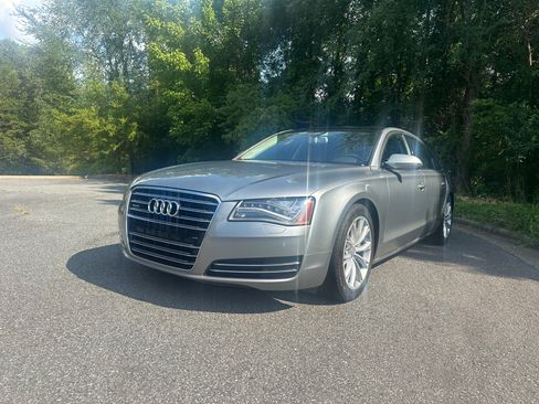 Used 2012 Audi A8 L 4.2 image 42