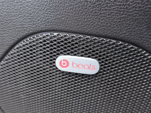 Used 2018 Dodge Durango GT image 23