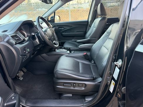 Used 2020 Honda Ridgeline AWD RTL-E image 17