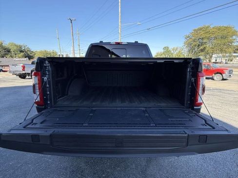 Used 2021 Ford F150 Platinum image 5