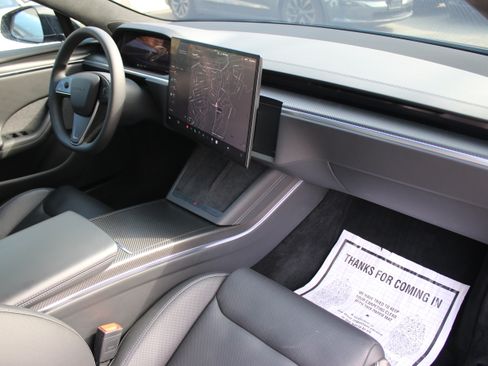Used 2024 Tesla Model S Plaid image 5