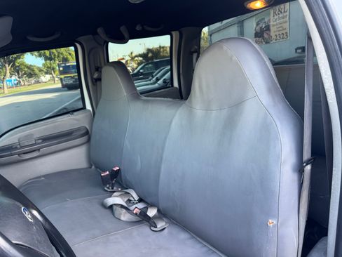 Used 2003 Ford F350 XL image 16