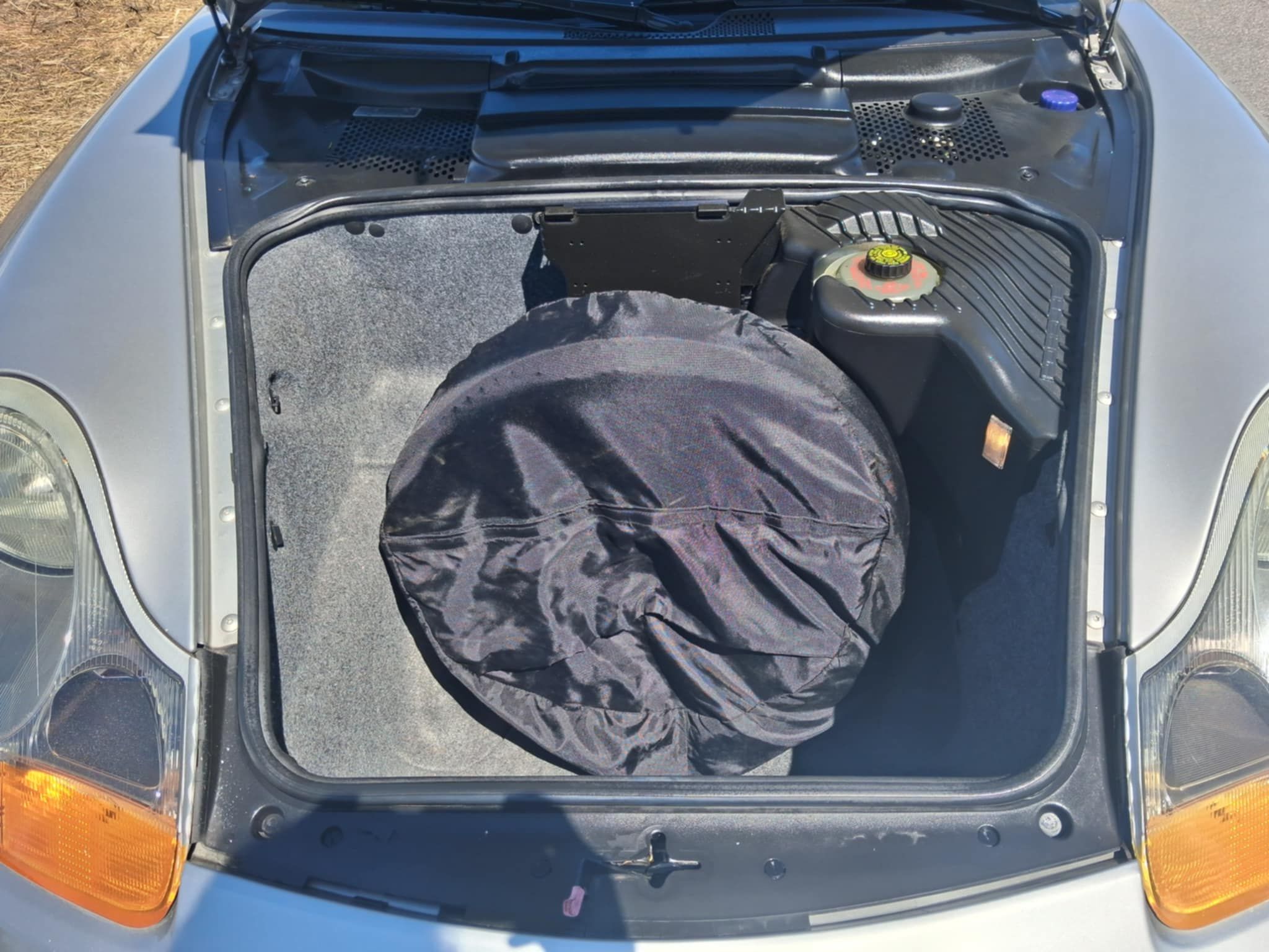 Used 2000 Porsche Boxster RWD image 17