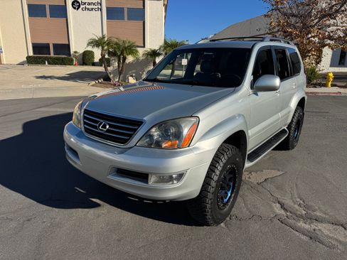 Used 2005 Lexus GX 470 image 4