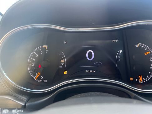 Used 2020 Jeep Grand Cherokee Limited image 10