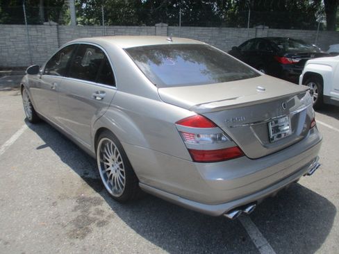 Used 2007 Mercedes-Benz S 550 image 8