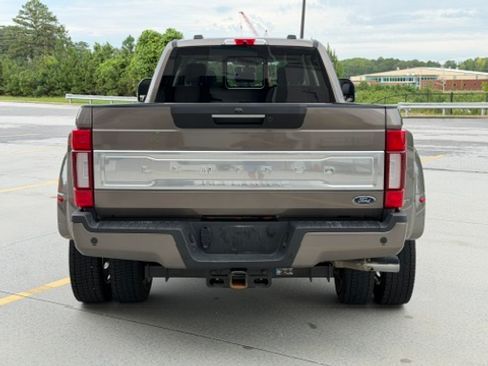 Used 2022 Ford F450 4x4 Crew Cab Super Duty image 7