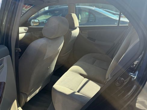 Used 2006 Toyota Corolla CE image 7