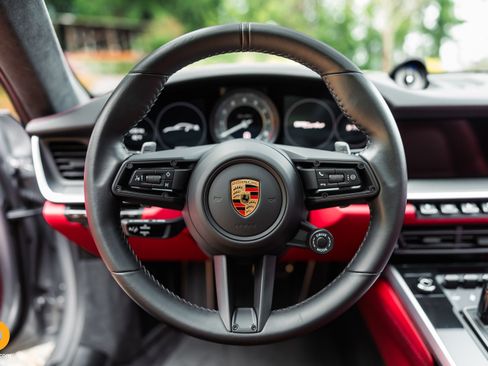 Used 2021 Porsche 911 Turbo image 9