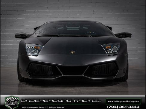 Used 2010 Lamborghini Murcielago LP 670-4 SV image 3