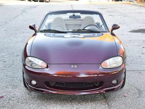 Used 2000 MAZDA MX-5 Miata Special Edition image 3