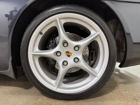 Used 2004 Porsche 911 Coupe 2 wheel drive image 16