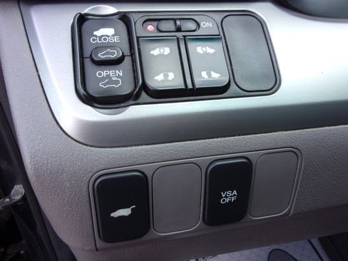 Used 2010 Honda Odyssey EX-L w/ RES & Navigation image 16