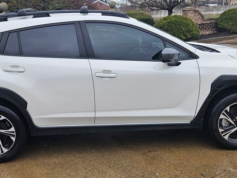 Used 2025 Subaru Crosstrek 2.5i Premium image 8