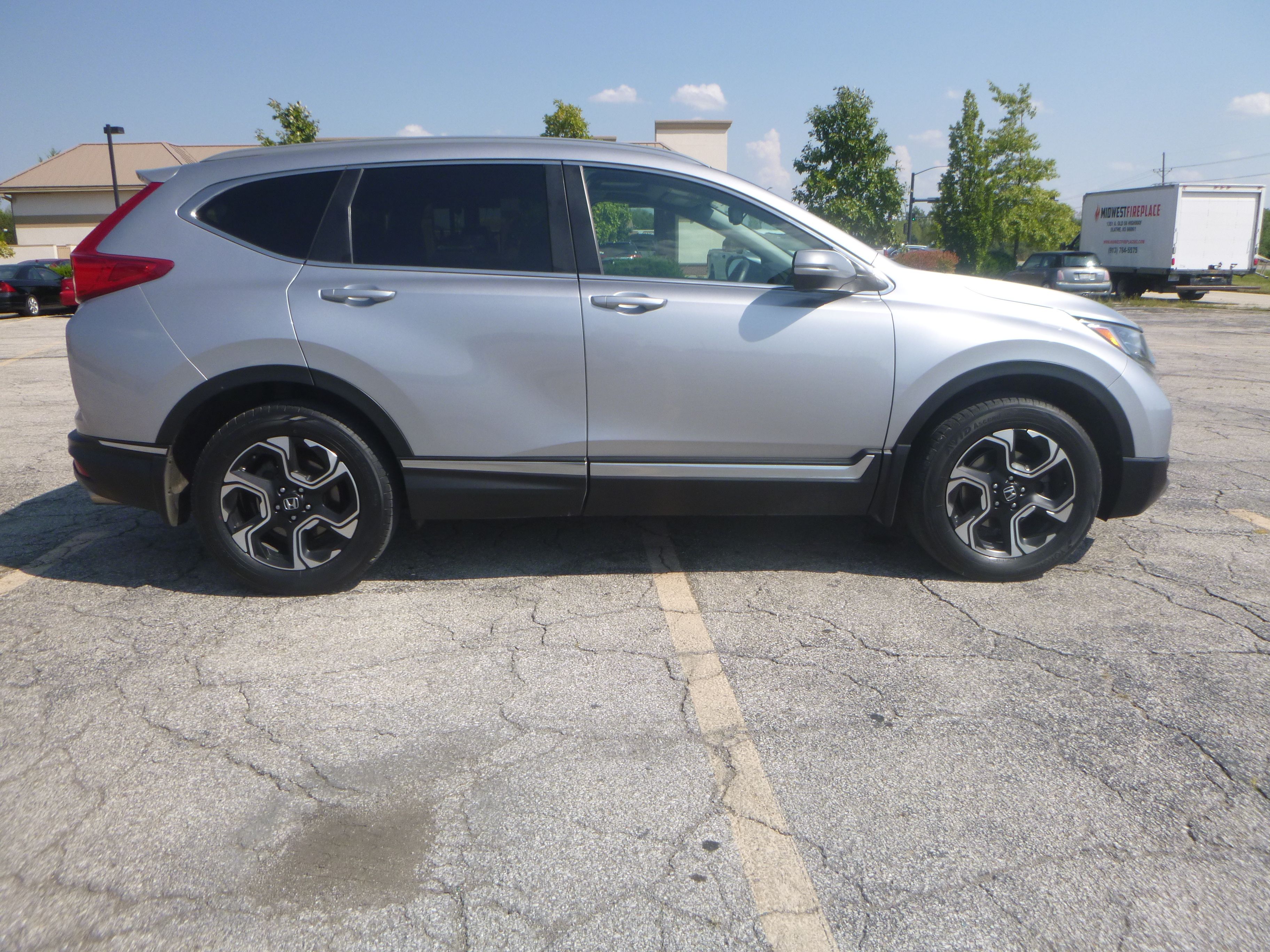 Used 2017 Honda CR-V AWD Touring image 5