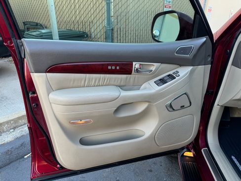 Used 2008 Lexus GX 470 image 17