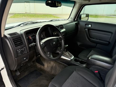 Used 2006 HUMMER H3 image 11