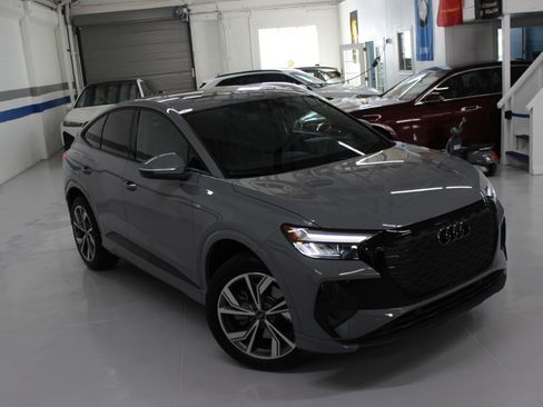 Used 2024 Audi Q4 e-tron Premium Plus image 13