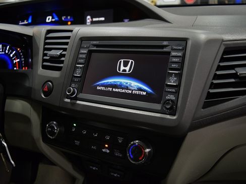 Used 2012 Honda Civic EX-L image 27