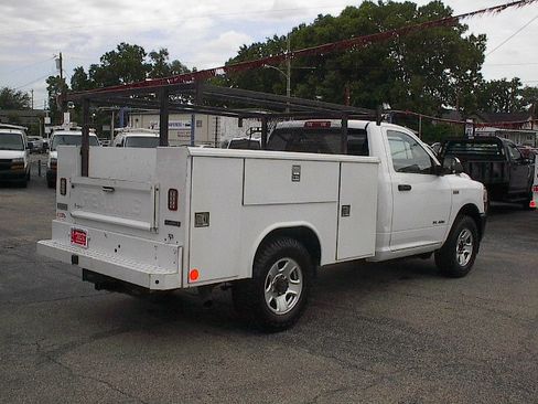 Used 2020 RAM 2500 Tradesman RWD image 4