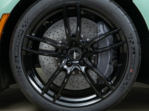 Used 2022 Ford GT RWD image 48