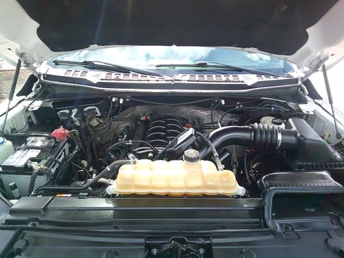 Used 2019 Ford F150 XLT image 30