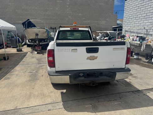 Used 2008 Chevrolet Silverado 1500 2WD Regular Cab image 4