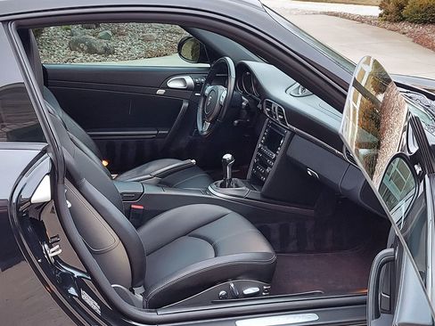 Used 2009 Porsche 911 Carrera 4S image 26