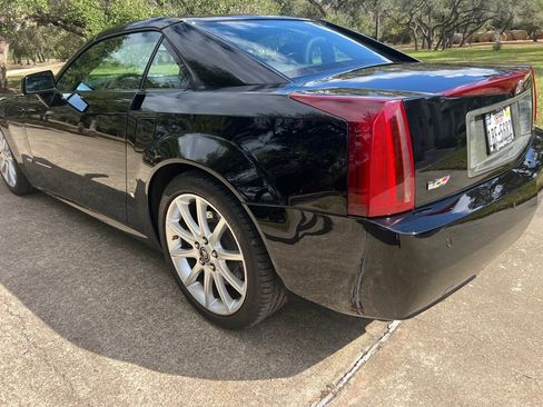 Used 2006 Cadillac XLR V image 4