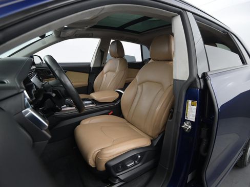 Used 2019 Audi Q8 Prestige image 37