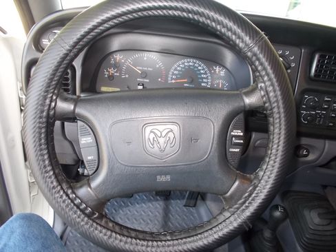 Used 1998 Dodge Ram 2500 Truck AWD/4WD image 56