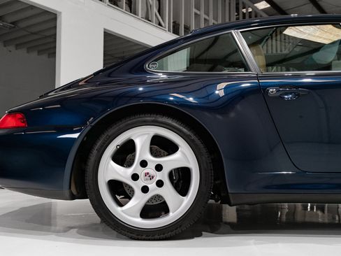 Used 1998 Porsche 911 Carrera S image 15